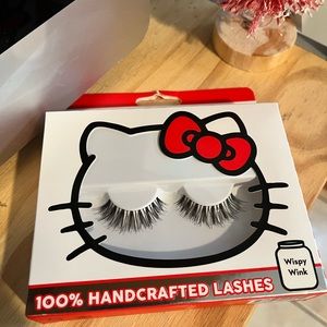 Hello Kitty Eyelashes